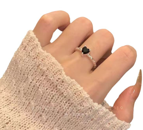 Black Zirconia Love Twist Ring | 925 Sterling Silver