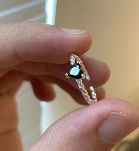 Black Zirconia Love Twist Ring | 925 Sterling Silver