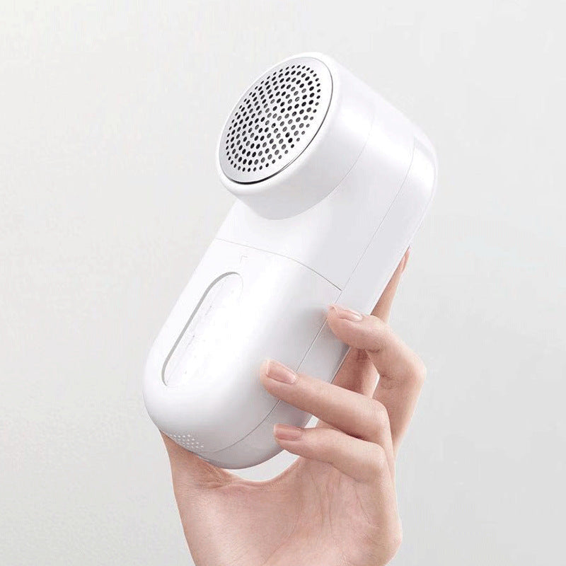 Rechargeable Fabric Shaver & Lint Remover – USB Cordless Clothes Defuzzer